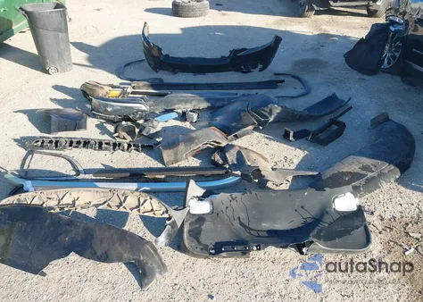 2019 Jeep Cherokee Latitude Plus Fwd from USA, damaged, VIN 1C4PJLLN9KD147532